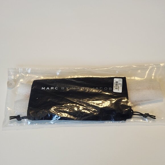 Marc By Marc Jacobs “Katie” Turn Lock Rose Gold Chain Link Bracelet M3PE530 - Picture 4 of 4